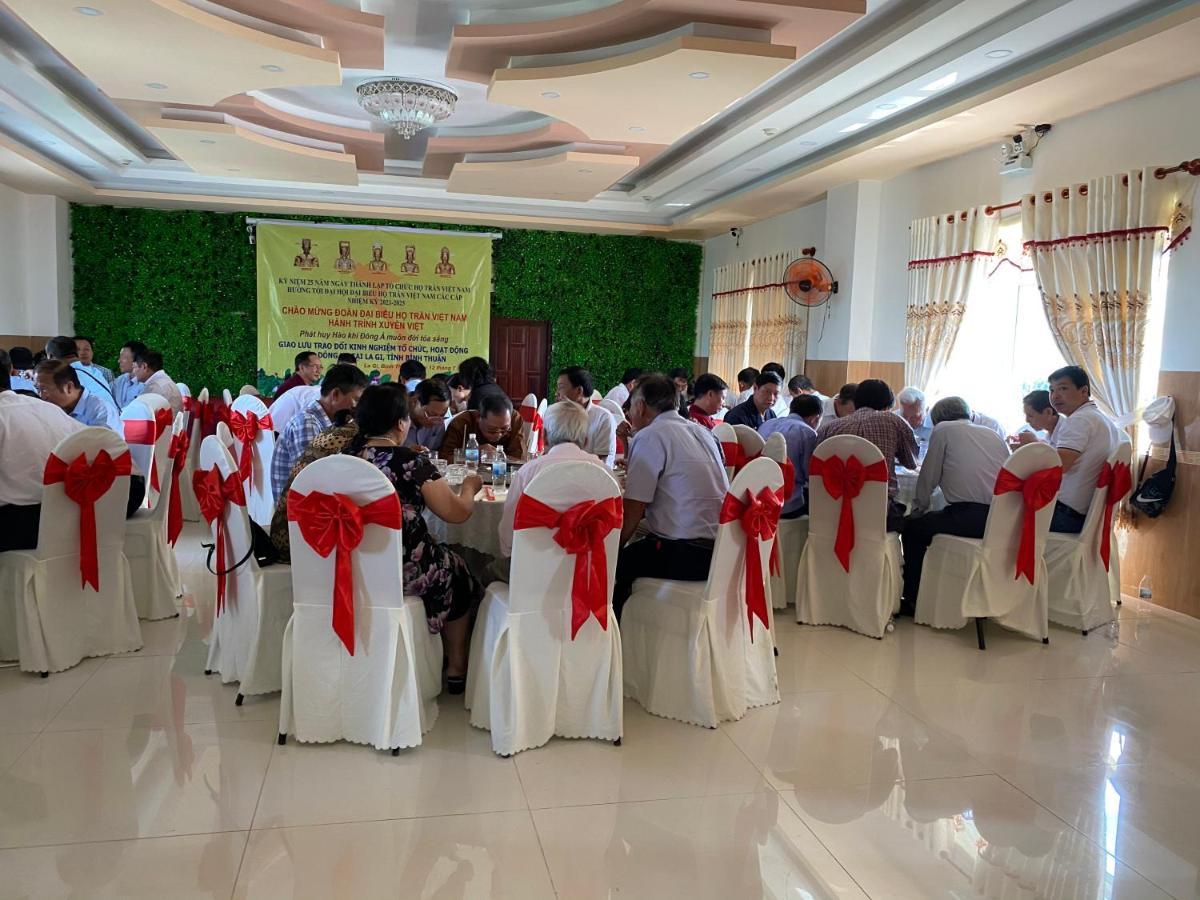 Ngoc Nam Hotel Ham Tan Eksteriør bilde